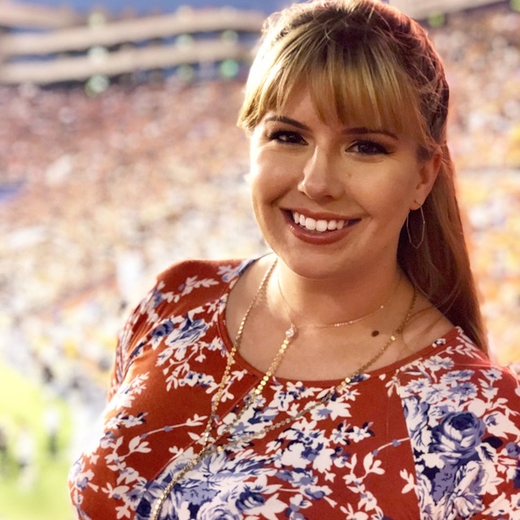 Meet your Posher, Rachel - Picture 3 of 4